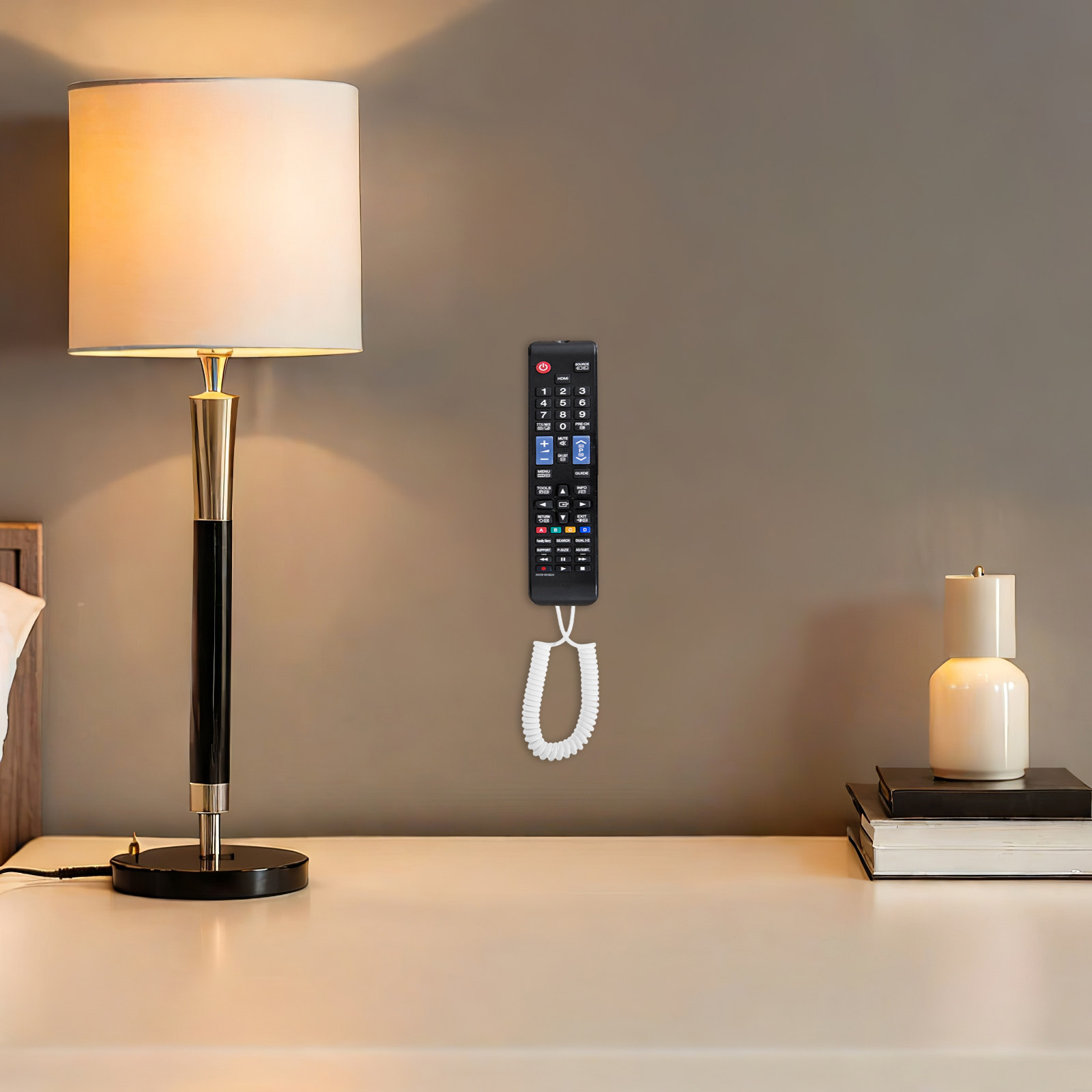 Soporte para mando a distancia - Universal Remote Control reseña y precio